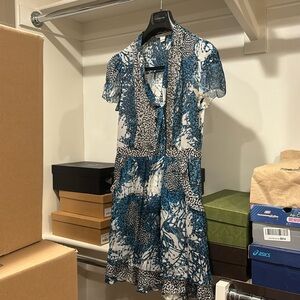 Diane von Furstenberg pretty dainty dress size 6